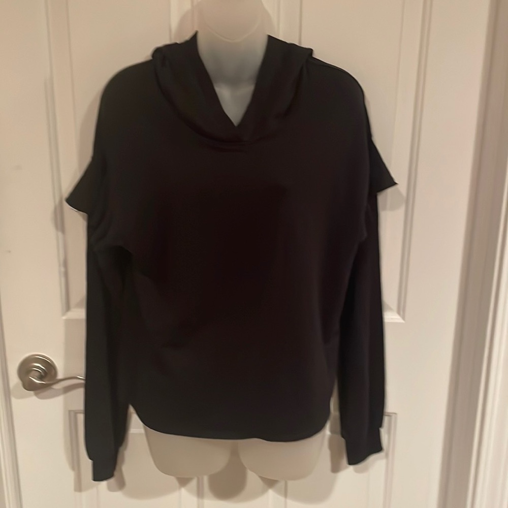 NANETTE LEPORE Sz Small KNIT HOODIE W/RUFFLED SHOULDERS TOP GUC BLB